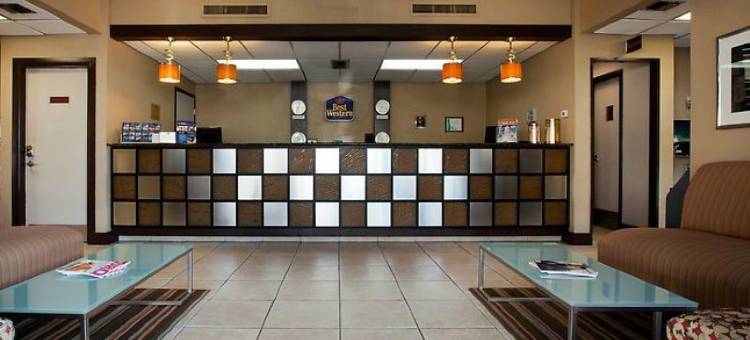 萨拉索塔呗盟套房酒店(Baymont by Wyndham Sarasota)图片