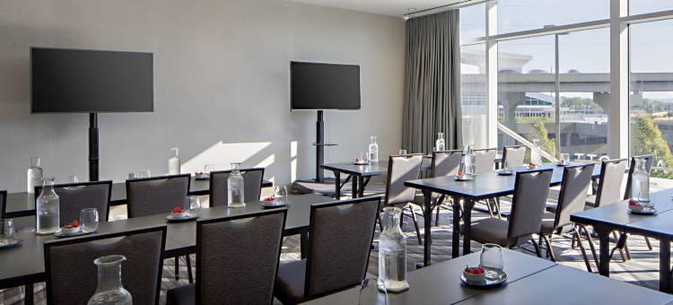 奥马哈市中心国会区万豪酒店(Omaha Marriott Downtown at the Capitol District)图片