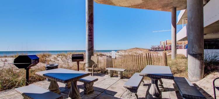 Beach Front - Updated 3 Bedroom Condo Located on 7th Floor图片