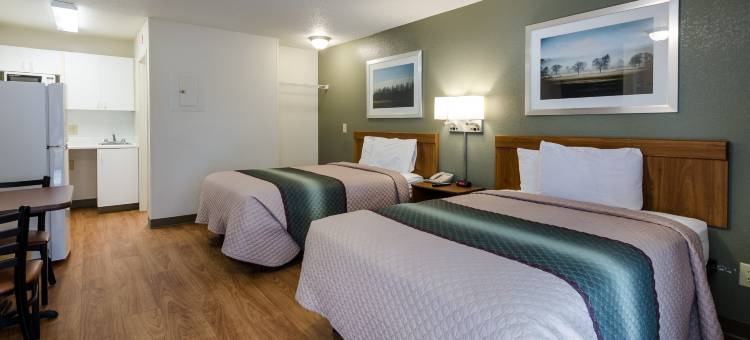 PKWY酒店(HomeTowne Studios Winston-Salem - University Pkwy)图片