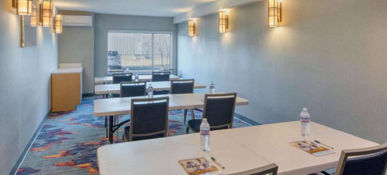 佩里拉昆塔温德姆套房酒店(La Quinta Inn & Suites by Wyndham Perry)图片