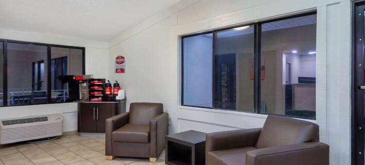 埃辛顿Travelodge by Wyndham酒店/费城机场(Travelodge by Wyndham Essington / Philadelphia Airport)图片