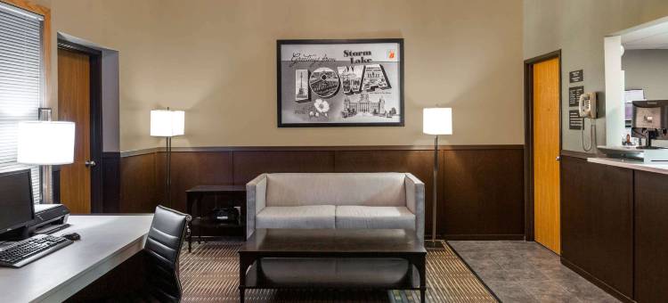 斯托姆莱克速8酒店(Super 8 by Wyndham Storm Lake)图片