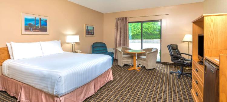 蒂尔森堡豪生酒店(Howard Johnson by Wyndham Tillsonburg)图片