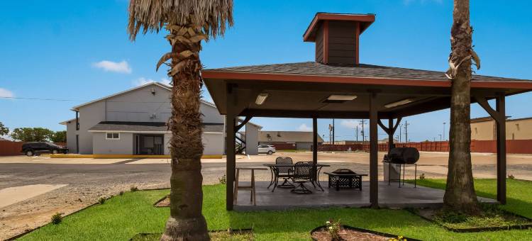 麦迪逊维尔凯艺酒店(Quality Inn Madisonville)图片