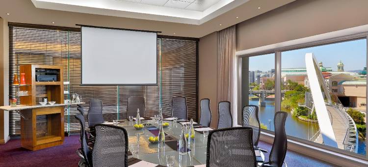 开普敦水晶塔万豪酒店(Cape Town Marriott Hotel Crystal Towers)图片