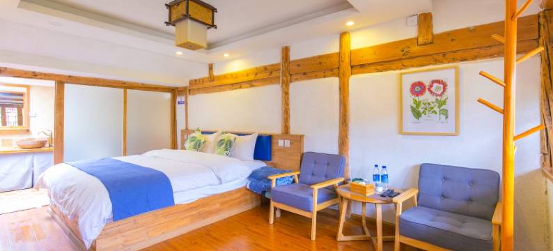 束河宜宿精品民宿(鹿苑路2号分店)图片