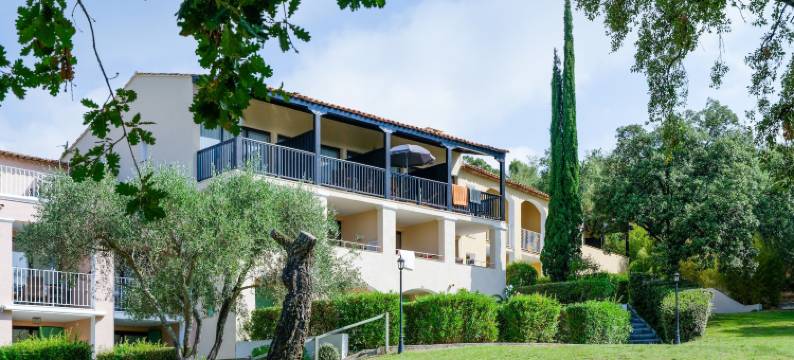 莱斯帕西德格瑞玛德皮埃尔假日酒店(Résidence Pierre & Vacances les Parcs de Grimaud)图片