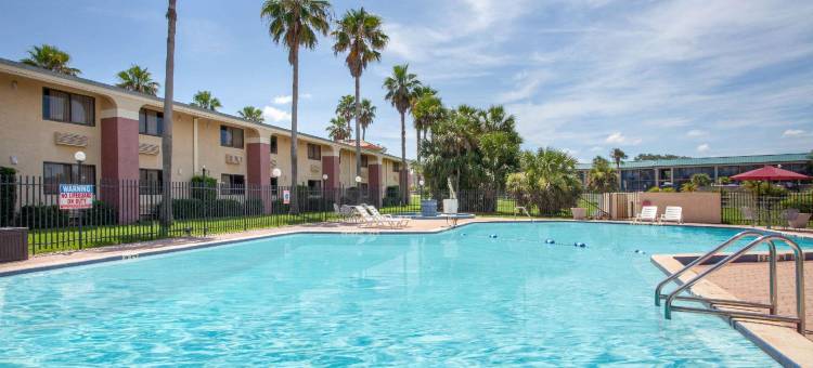 达文波特奥兰多南华美达酒店(Ramada by Wyndham Davenport Orlando South)图片