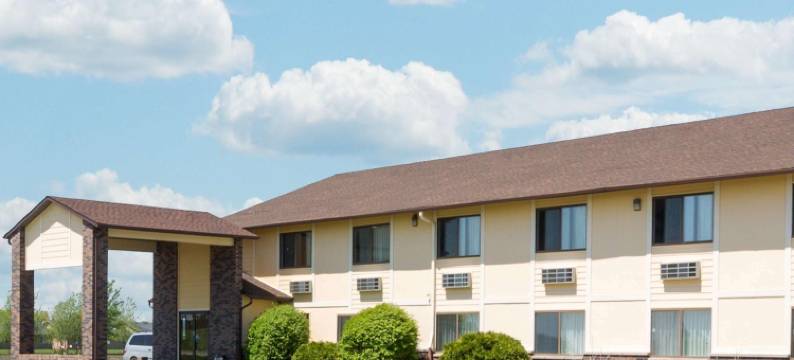 佩里速8酒店(Super 8 by Wyndham Perry IA)图片