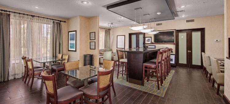 希尔顿欢朋酒店-尼斯维尔埃格林空军基地(Hampton Inn Niceville-Eglin Air Force Base)图片