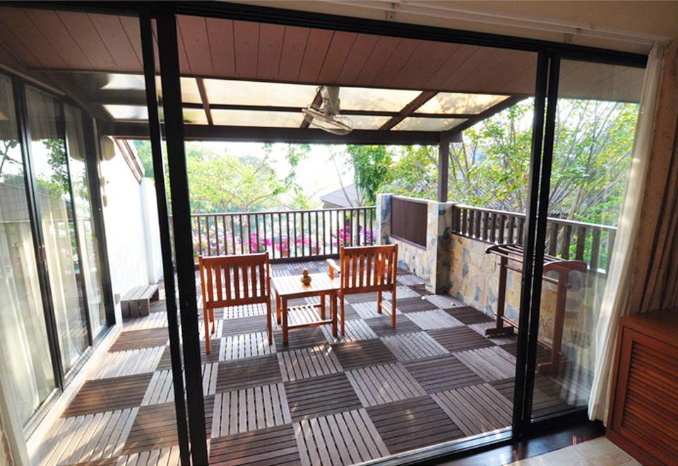 Birds and Bees Resort Hotel Overview