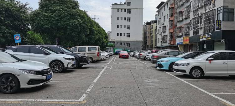 摩登公寓(南宁滨湖路地铁站店)图片