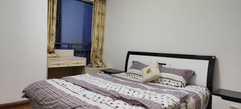 房东小绿鱼公寓(世纪东路分店)图片