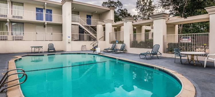 克里夫兰美国旅馆(Motel 6 Cleveland, TX)图片