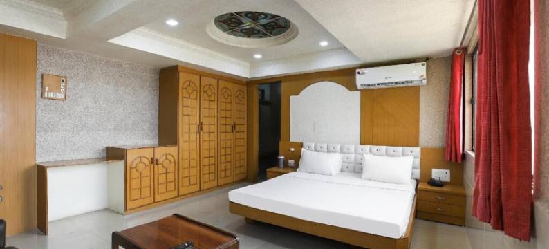 OYO Flagship Hotel Janki图片