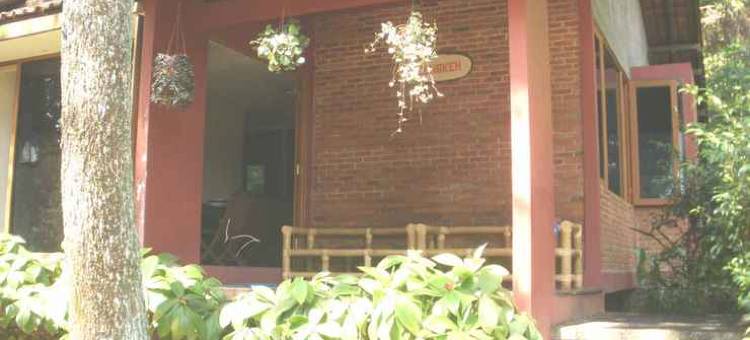 希萨鲁山谷旅行假日公园(Hotel Lembah Safari Cisarua)图片
