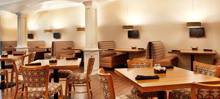 温德姆查尔斯湖(Wyndham Lake Charles)图片