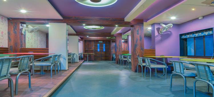 戈尔哈布拉迪卡豪华酒店(Hotel Radhika Deluxe)图片