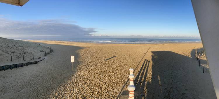 Villa with Swimming Pool 500 m from the Beach图片