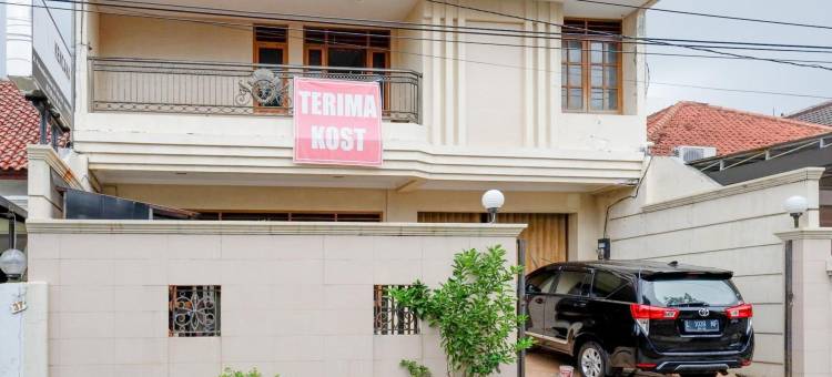 库尔科斯特酒店-近三宝垄新邦利马地区(KoolKost Near Kawasan Simpang Lima Semarang)图片