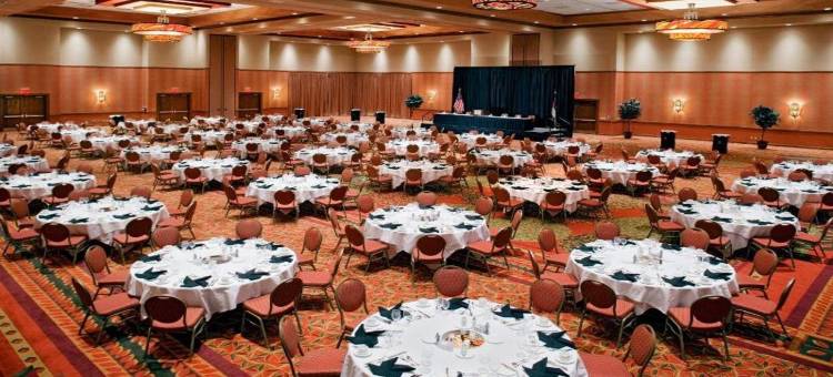 希尔顿洛夫兰大使套房会议中心(Embassy Suites by Hilton Loveland Conference Center & Spa)图片