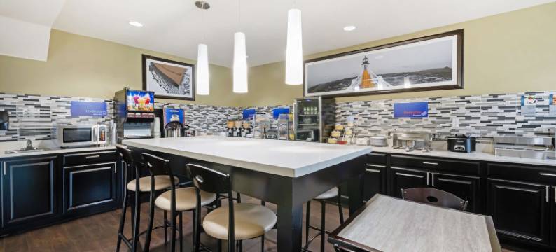 水滨贝斯特韦斯特酒店(Best Western Edgewater Inn)图片