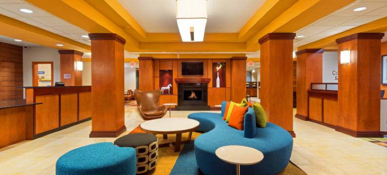 万枫路易斯威尔市中心套房酒店(Fairfield Inn & Suites Louisville Downtown)图片