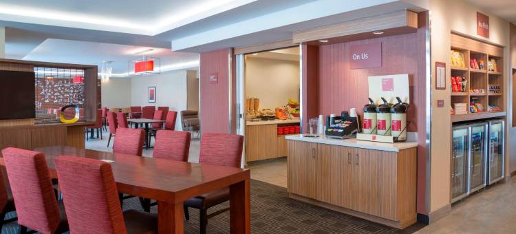 渥太华卡纳塔万豪TownePlace套房酒店(TownePlace Suites Ottawa Kanata)图片