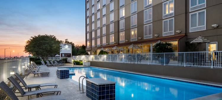 比洛克西希尔顿逸林酒店(DoubleTree by Hilton Biloxi)图片