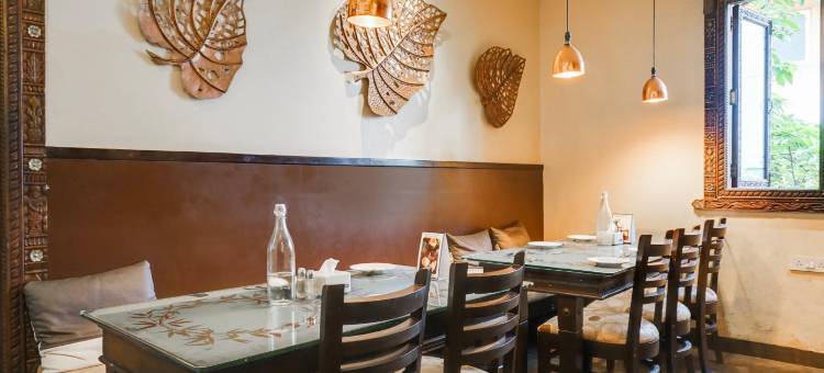 Super Townhouse Oak Prabhat Road Formerly Hotel Royalty图片