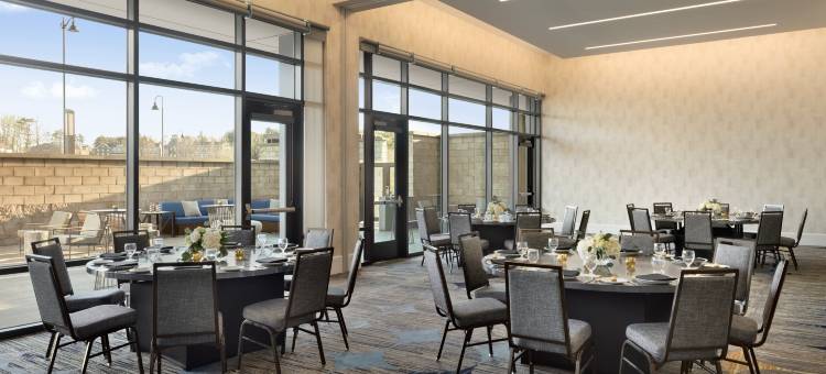 阿尔普哈雷塔亚特兰大希尔顿酒店(Hilton Alpharetta Atlanta)图片