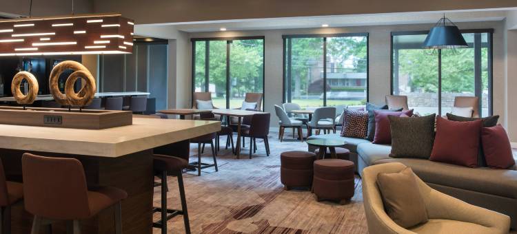 林可夫雷德班克万怡酒店(Courtyard Lincroft Red Bank)图片