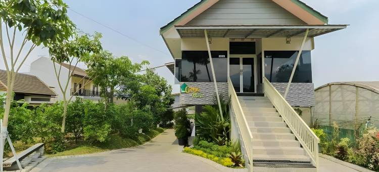 格利亚姆尔雅旅馆(Griya Mulya Near Alun Alun Batu Mitra RedDoorz)图片