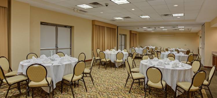 克里夫兰机场希尔顿花园旅馆(Hilton Garden Inn Cleveland Airport)图片