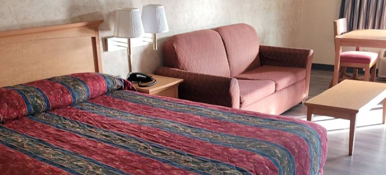 莱克伍德贝斯特韦斯特酒店(Western Inn Lakewood)图片