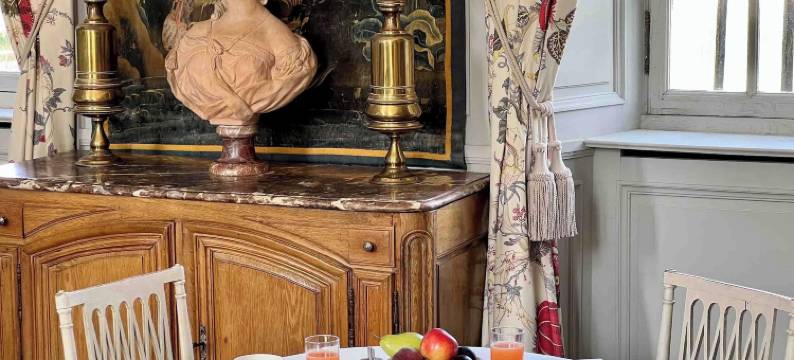 拉里维埃尔城堡(Château de La Rivière)图片