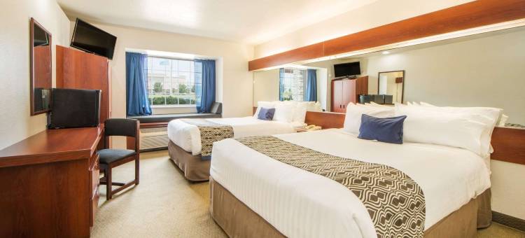 迈阿密麦客达套房酒店(Microtel Inn & Suites by Wyndham Miami)图片