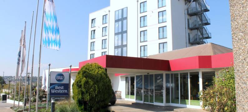 普福尔茨海姆尼菲尔恩女王贝斯特韦斯特酒店(Best Western Queens Hotel Pforzheim-Niefern)图片