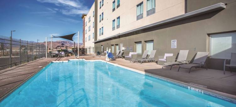 威尔金盖特威锡安拉昆塔温德姆套房酒店(La Quinta Inn & Suites by Wyndham la Verkin-Gateway to Zion)图片