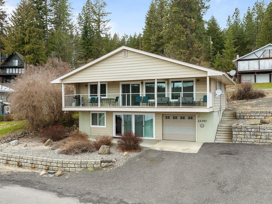 Private Boat Slip and Community Beach Access - Charming Haven