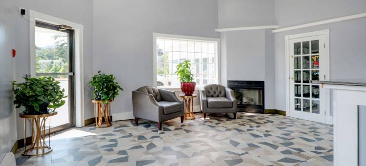 扬基快船旅馆 - 贝斯特韦斯特舒尔住宿精选酒店(Yankee Clipper Inn, SureStay Collection by Best Western)图片