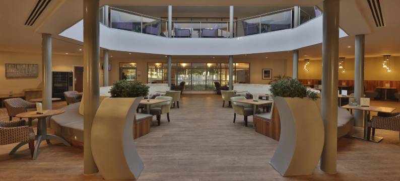 肯威克公园贝斯特韦斯特优质酒店(Best Western Plus Kenwick Park Hotel)图片