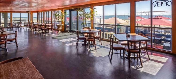 大洋城海滨豪生广场酒店(Howard Johnson Plaza by Wyndham Ocean City Oceanfront)图片