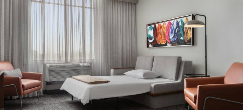 路易斯威尔机场万怡酒店(Courtyard Louisville Airport)图片