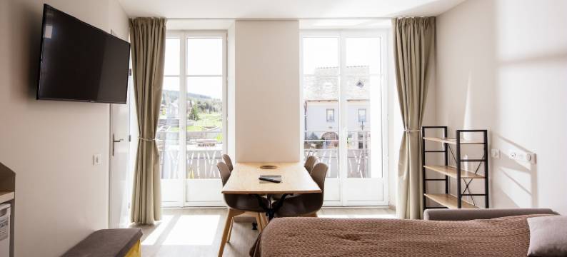 邮政酒店餐厅及乐享农舍，舒缓空间(Hôtel Restaurant de la Poste et la Grange Détente, Espace Bien-être)图片