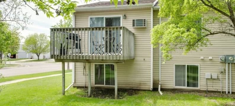 NEW - Great Location - Family Friendly - Garage - Spacious图片