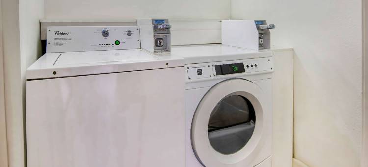 拜伦，GA的6号汽车旅馆(Motel 6 Byron, GA)图片