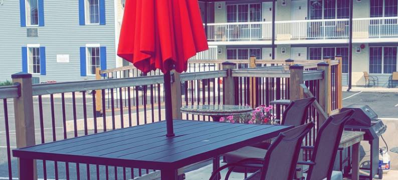 尼亚加拉瀑布城瀑布套房酒店(Falls Lodge & Suites)图片