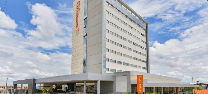 安纳波利斯城间酒店(Intercity Anápolis)图片